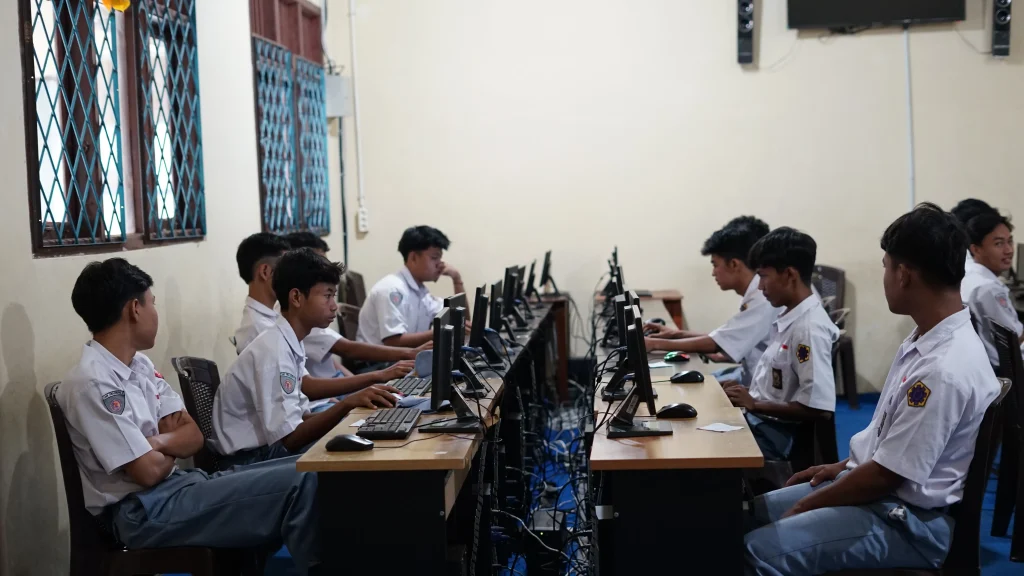 Pelaksanaan ANBK 2024 SMK Swadhipa 2 Natar