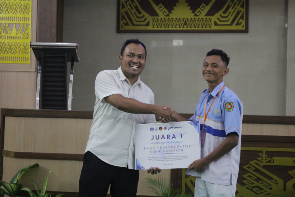 Juara 1 pada Lomba Basic Network di Politeknik Negeri Lampung