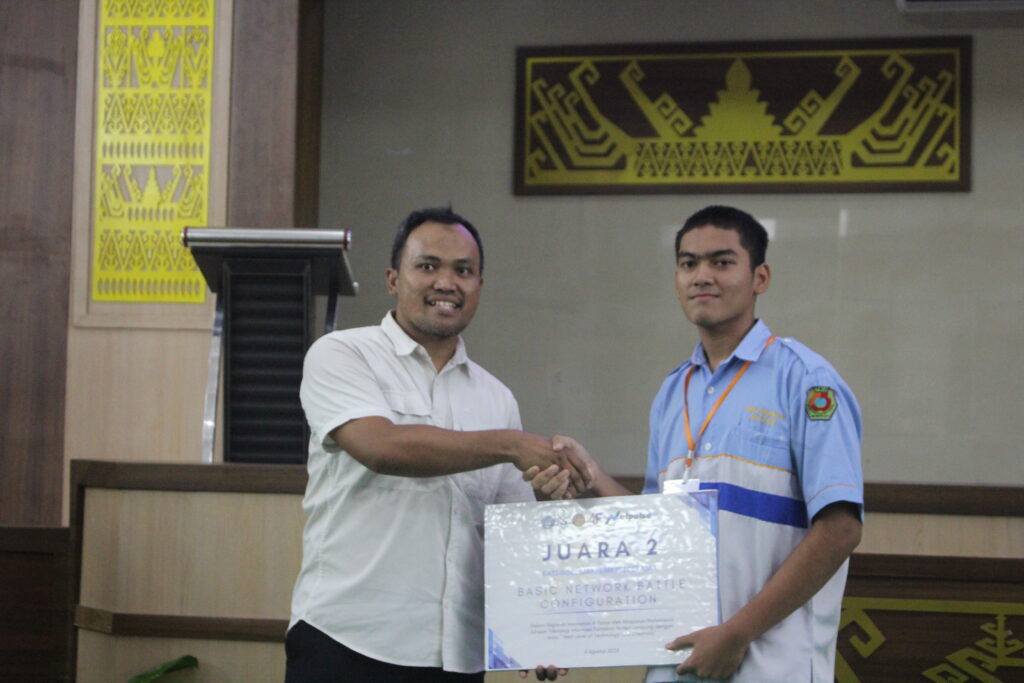 Juara 2 dalam ajang Basic Network Battle Competition yang digelar oleh Politeknik Negeri Lampung