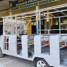 Project PKL Jurusan Teknik Kendaraan Ringan SMKS Swadhipa 2 Natar: Wujud Pembelajaran Berbasis Proyek di Dunia Otomotif
