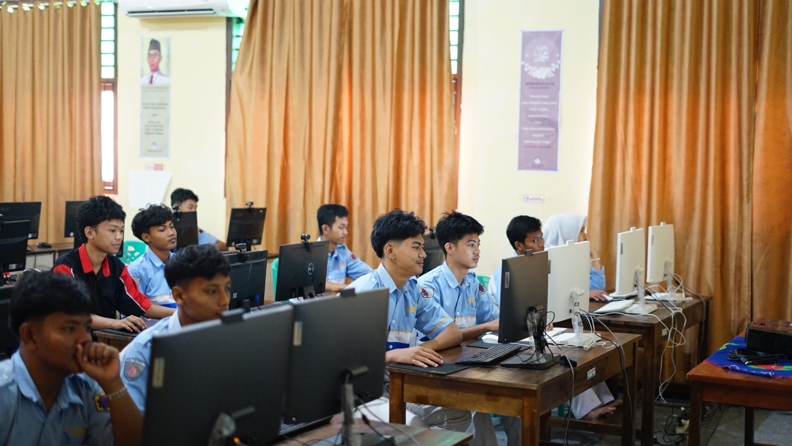 Pelaksanaan TKA di SMKS Swadhipa 2 Natar